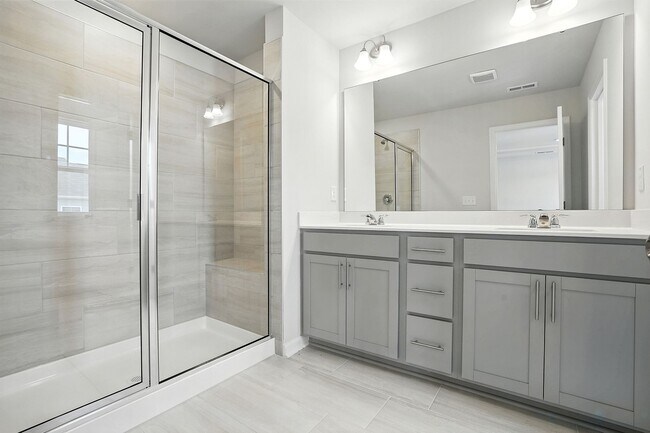 Building Photo - BRAND NEW TOWNHOME Available now, Depot 49...
