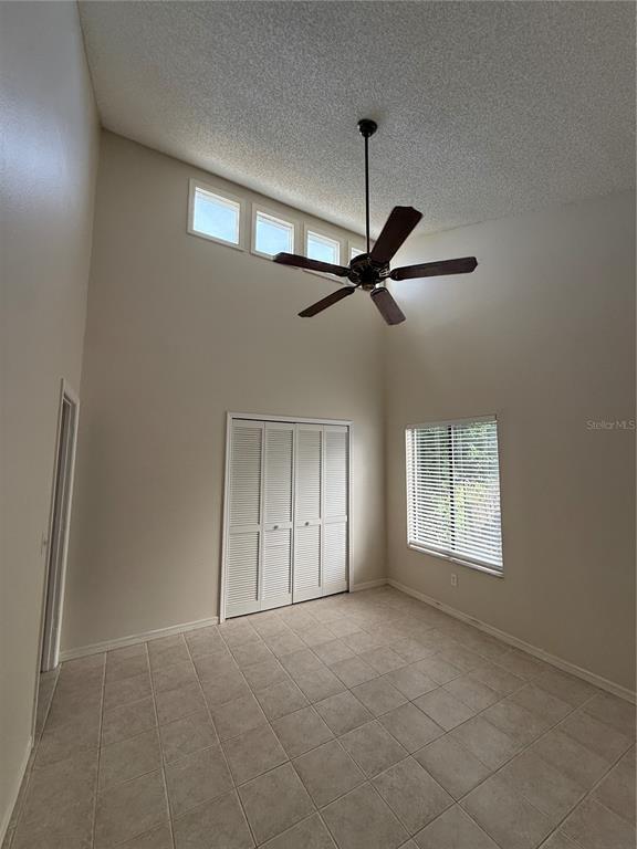 Building Photo - 5454 Bracken Ct