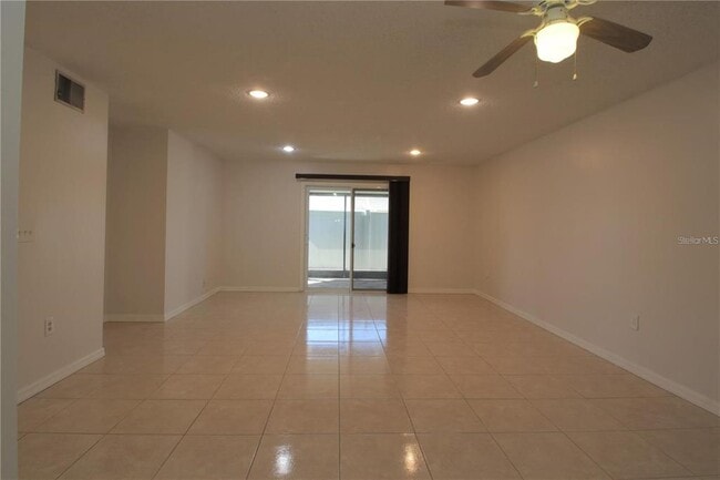 Building Photo - 215 Dorchester Square