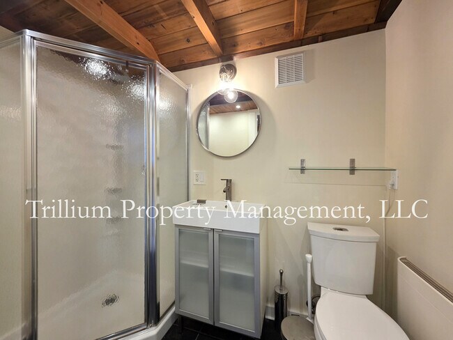 Building Photo - 2665 SW Brae Mar Ct