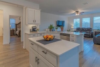 Building Photo - 2106 Fimbry dr