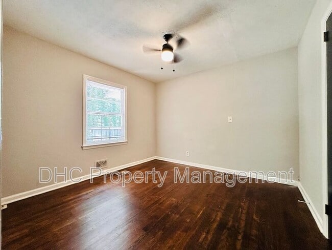 Building Photo - 3630 Boulder Park Dr SW
