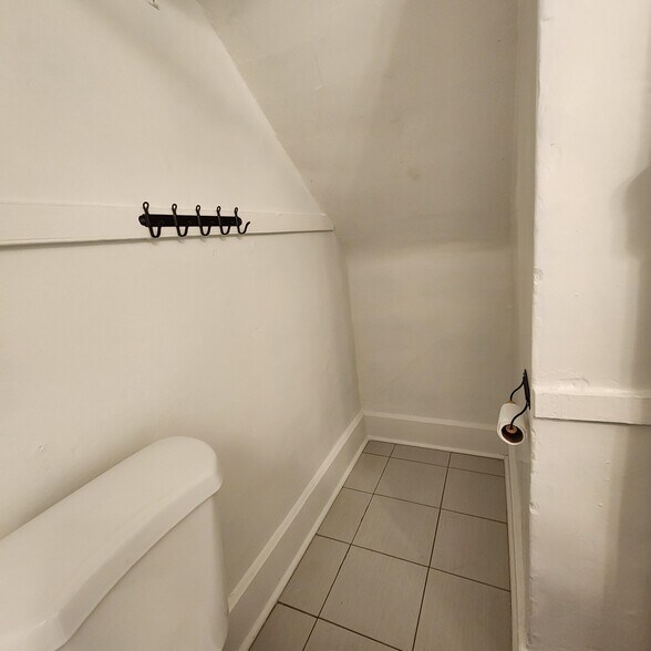 Bathroom - 1639 N Ogden St
