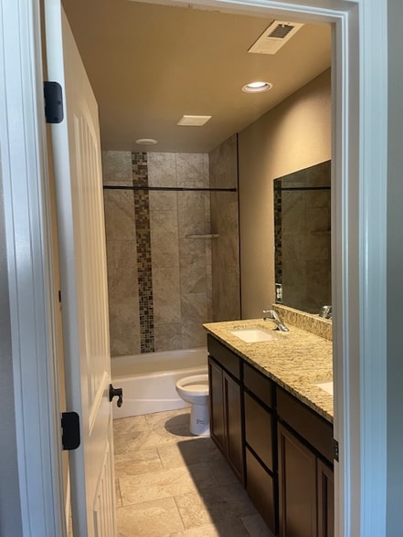 Building Photo - 656 Copper Canyon Dr
