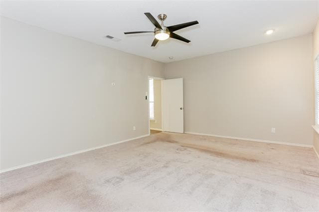 Building Photo - 815 Ackers Dr