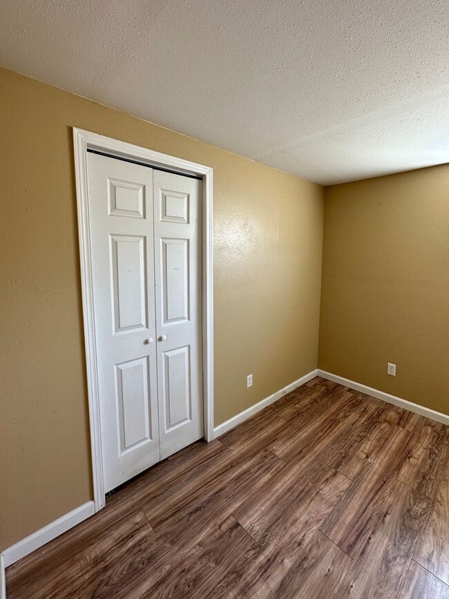 Building Photo - Cutest 3-Bedroom House with Covered Back Patio + Bonus Storage/Office!