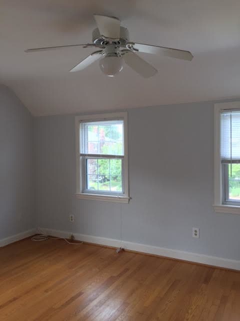 Building Photo - 633 N Nelson St