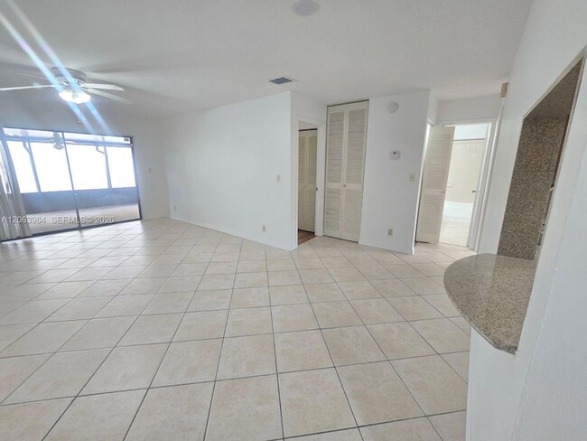 Building Photo - 11588 SW 112th Ave