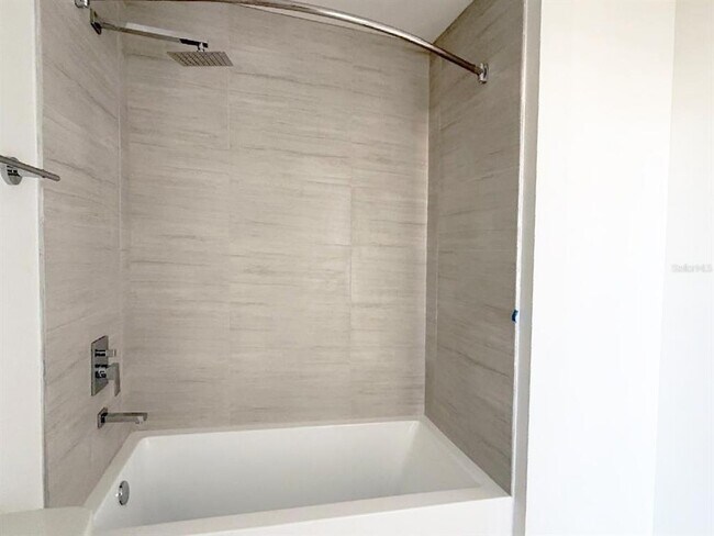 Building Photo - 5587 Millennia Park Dr