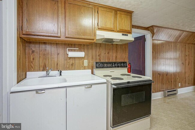 Building Photo - 172 Stewart Rd