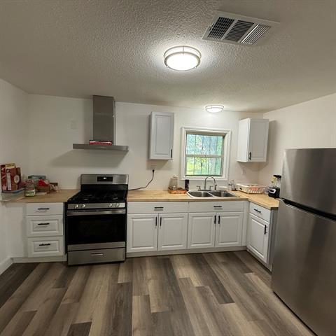 Building Photo - 1306 Liveoak Ave