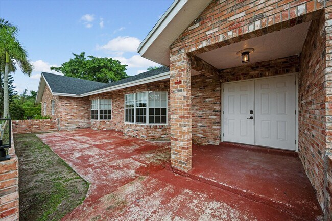 Building Photo - 10719 Tamis Trail