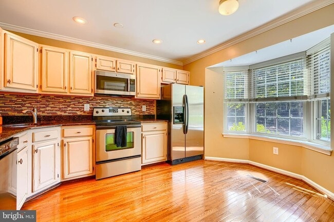 Building Photo - 30 Old Forge Ct