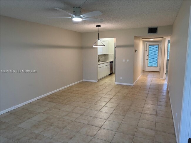 Building Photo - 12501 SW 14th St