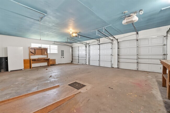 Building Photo - 11934 FM 1994 Rd