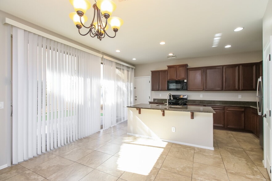 Building Photo - 3535 S Posse Trail