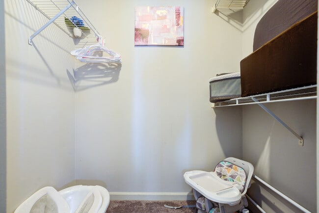 Building Photo - 104 Bright Angel Dr