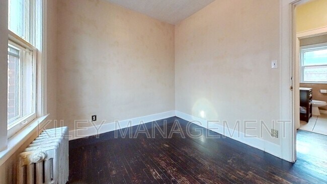 Building Photo - 16211 Fairfield St