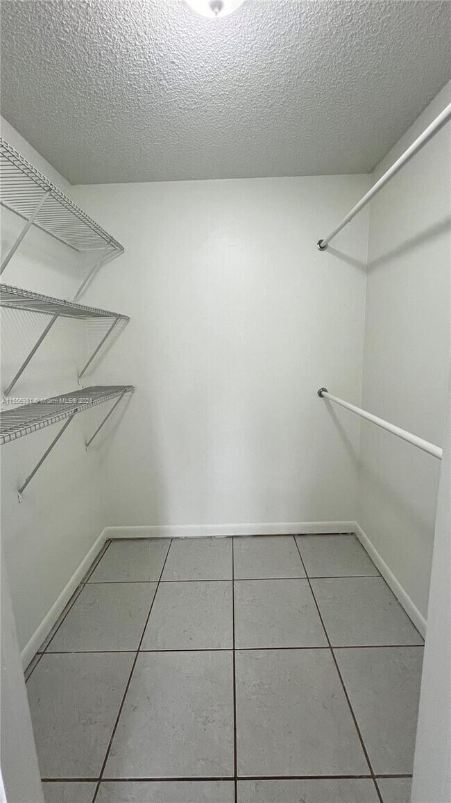 Building Photo - 4570 NW 79th Ave