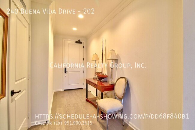 Building Photo - 240 Buena Vida Dr