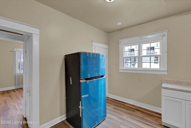 Building Photo - 1721 Wilson Ave