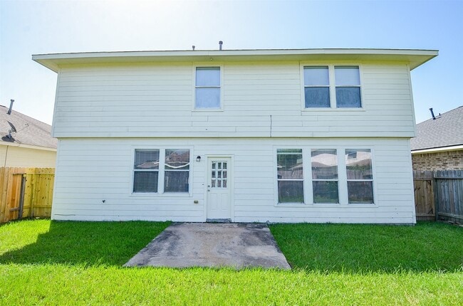 Building Photo - 7415 Oakwood Canyon Dr
