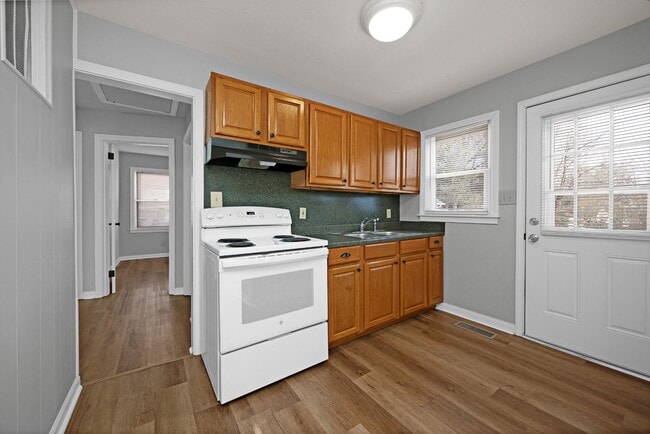 Building Photo - 509 Diecks Dr