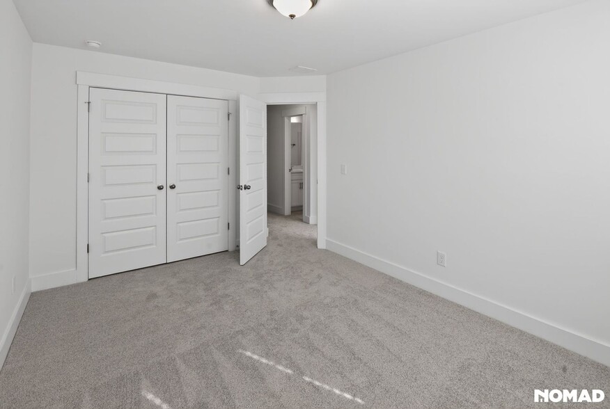 Building Photo - 605 Wetherbrooke Way