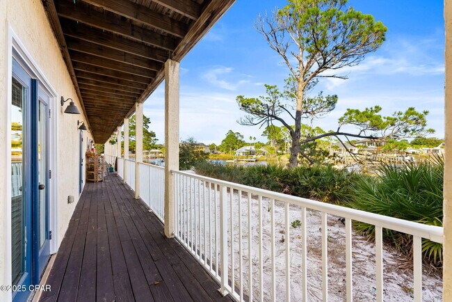 Building Photo - 212 Bonita Cir