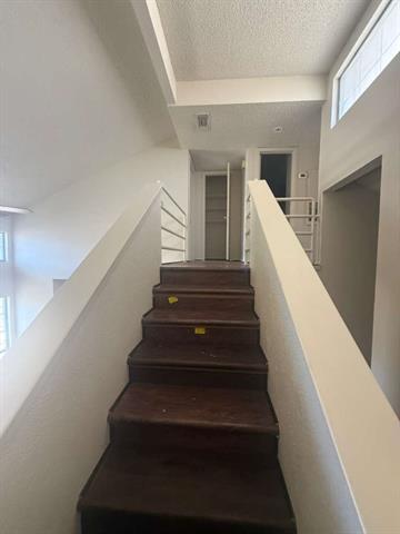 Building Photo - 12812 Woodbend Ct