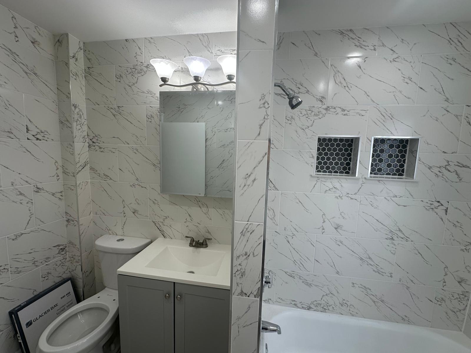 Building Photo - 94 Harrishof St