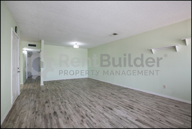 Building Photo - CALL US TODAY AT (505) 808-6467 TO SCHEDUL...