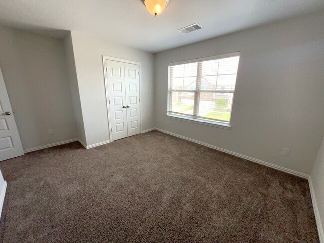 Building Photo - 7118 Fannin St