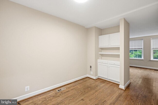 Building Photo - 4844 S 28th St