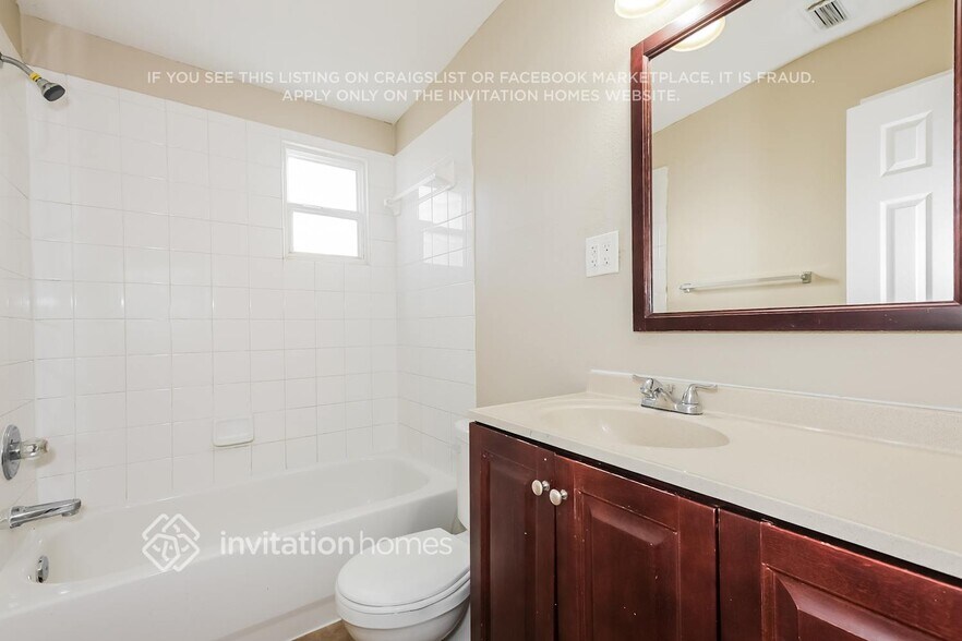 Building Photo - 1720 Darlington Dr