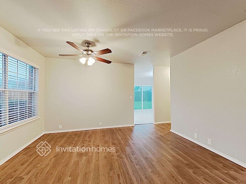 Building Photo - 2300 Meade Ct