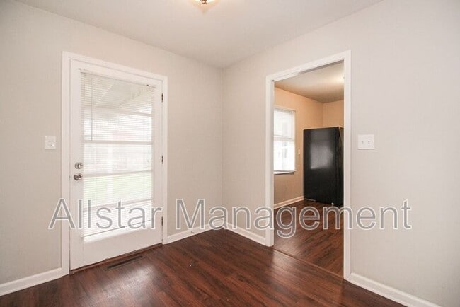 Building Photo - 6393 Springwood Rd