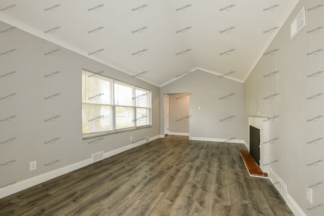 Building Photo - 1415 Washington St