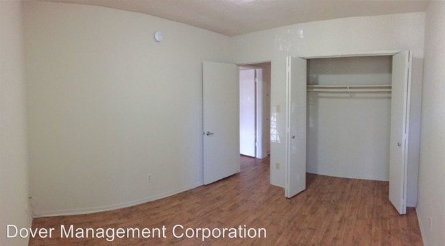 Building Photo - 2700 Ellendale Pl