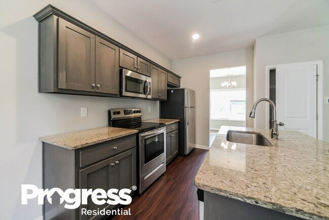 Building Photo - 286 Waters Edge Pkwy