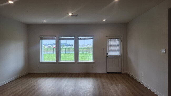 Building Photo - 1503 Native Reef Wy