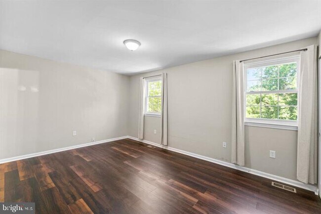 Building Photo - 3715 Mainsail Cove