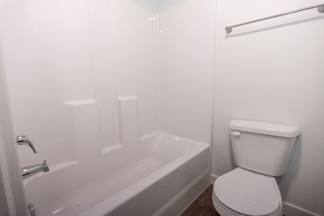 Building Photo - 734 E 500 S