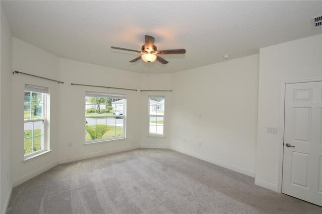 Building Photo - 59 Oakleaf Way