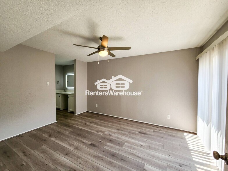 Building Photo - 13427 Garden Grove