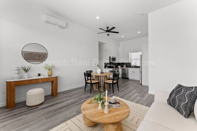 Building Photo - 5256 Adams Ave