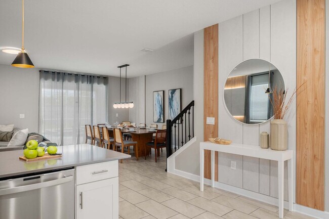 Building Photo - 9052 Sommerset Hills Dr