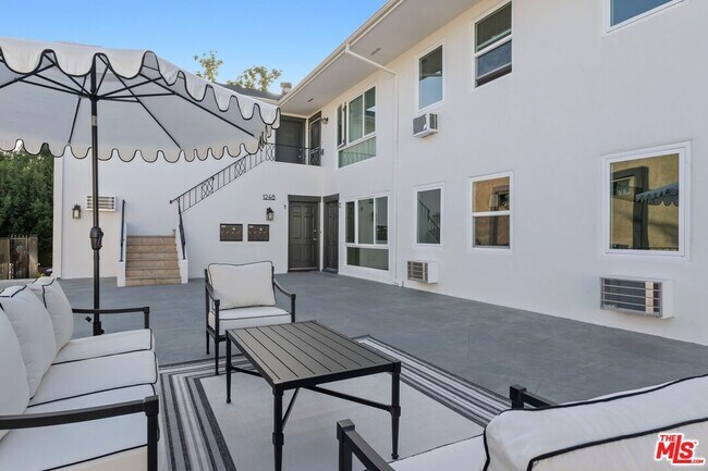 Building Photo - 1248 N Crescent Heights Blvd
