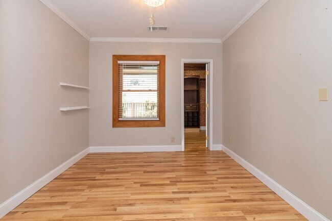 Building Photo - 88 Laurel Cove