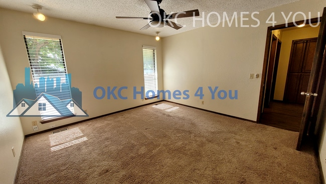 Building Photo - Yukon Duplex near I-40 & Garth Brooks Blvd